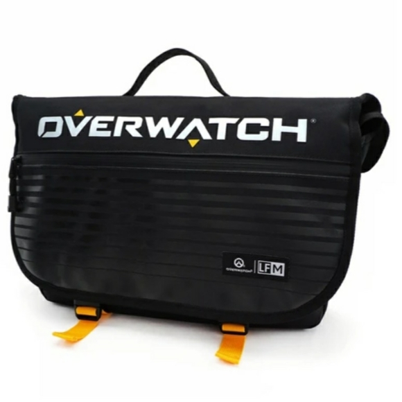 NWT! Black Nylon Loungefly OVERWATCH Logo Large Unisex Messenger Bag - Picture 1 of 3